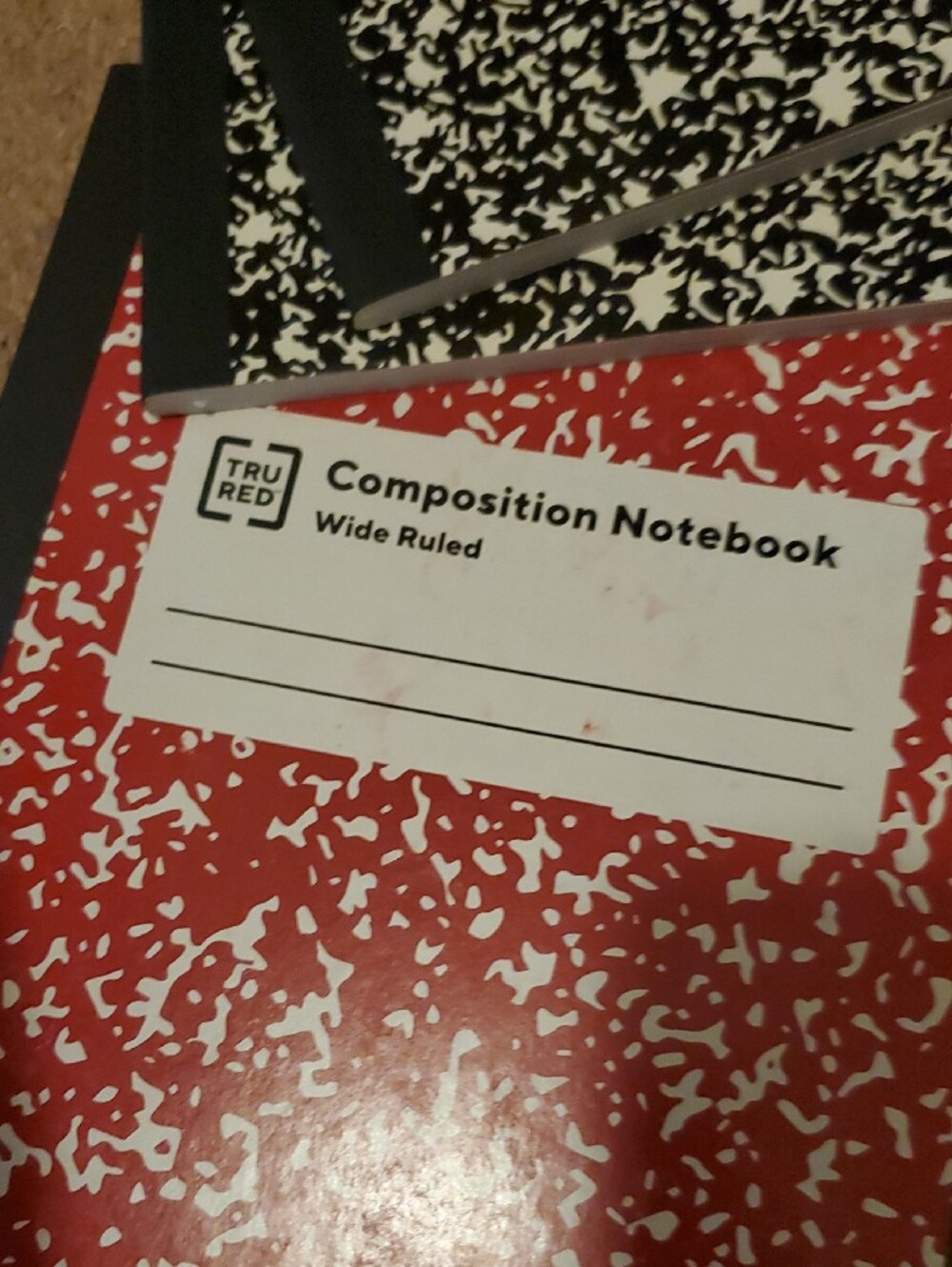 6 Composition Notebooks - Wide Ruled (Pack) - Picture 5 of 8